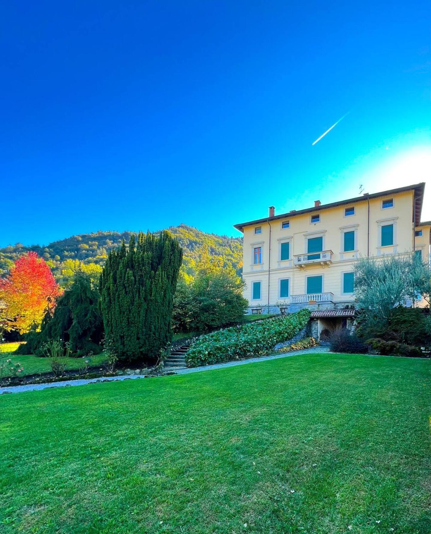 Regal Villa With Como Lake View And Free Parking Bellagio Esterno foto